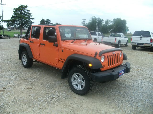 2013 Jeep Wrangler Unlimited Classic 4WD