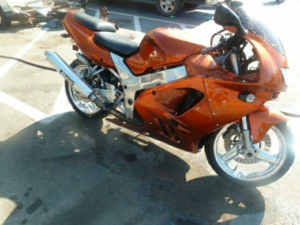 1994 Kawasaki ZX9 Unknown