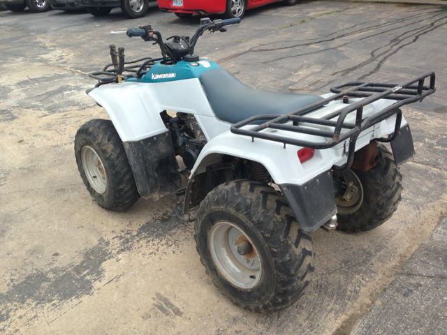 1995 Kawasaki Bayou SLT 25