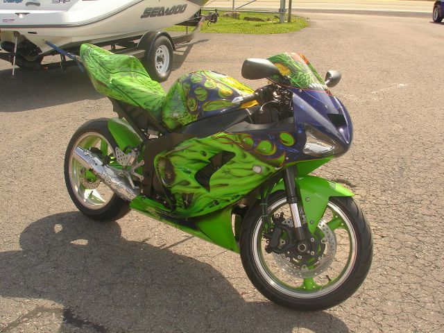 2004 Kawasaki Ninja 600 Glk350 RWD