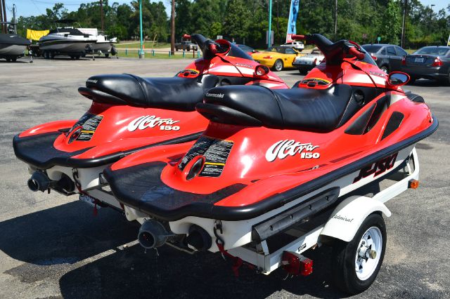 2000 Kawasaki Ultra 150 2.0T (M6) (discontinued)