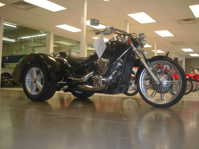 2009 Kawasaki Vulcan TRIKE 2002 Toyota SE