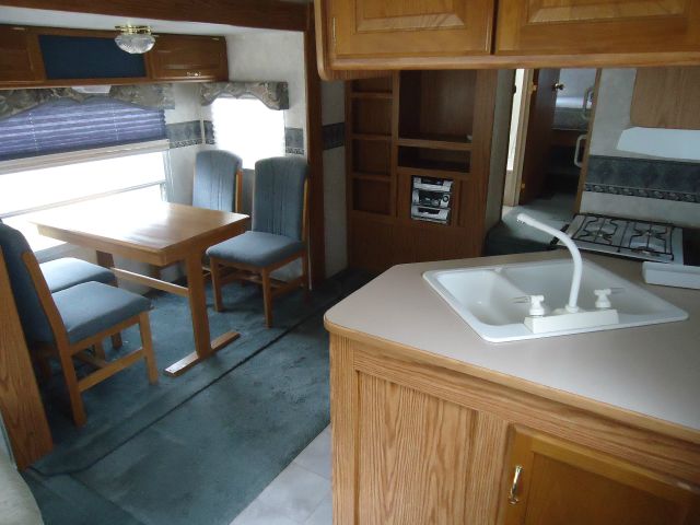 2002 Keystone Cougar Unknown