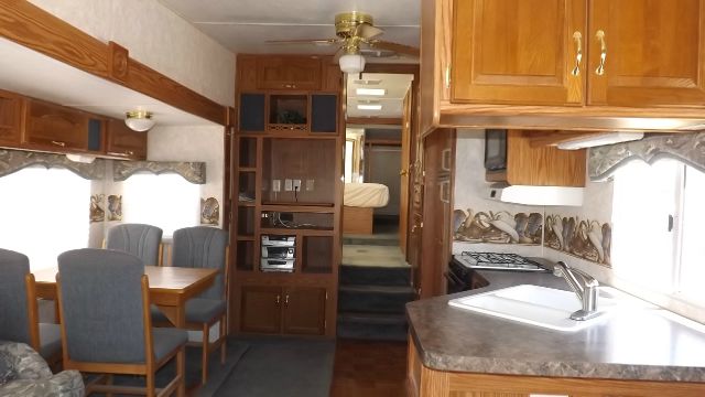 2003 Keystone Cougar Unknown