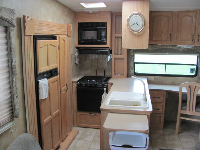 2012 Keystone Laredo 2.0T W/ NAV