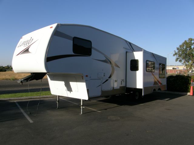 2006 Keystone Laredo 30BH Unknown