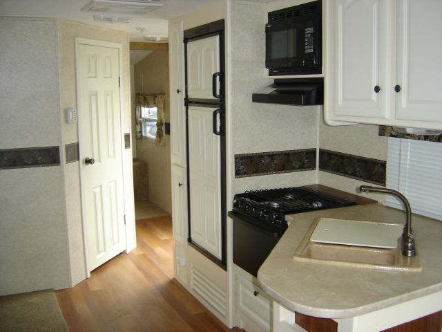 2009 Keystone Outback SLT W/61k