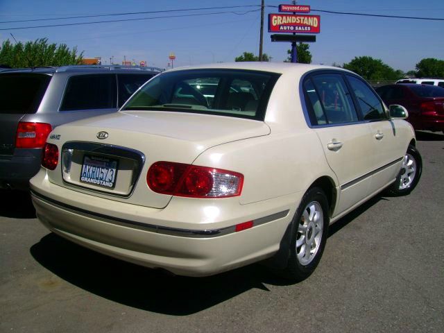 2005 Kia Amanti Unknown