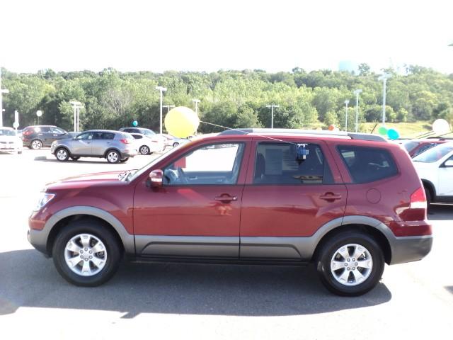 2009 Kia Borrego Open-top