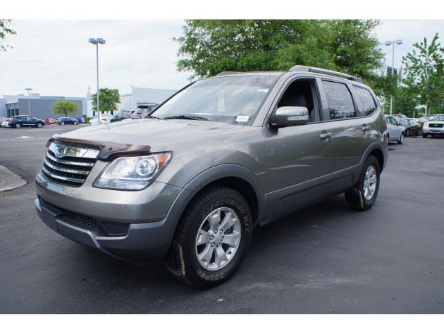 2009 Kia Borrego Unknown