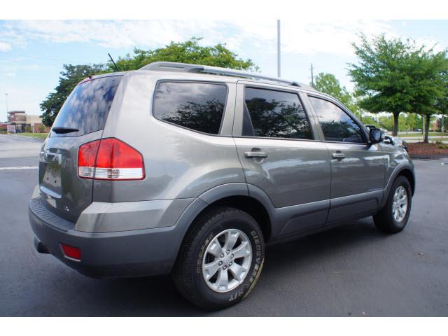 2009 Kia Borrego Unknown