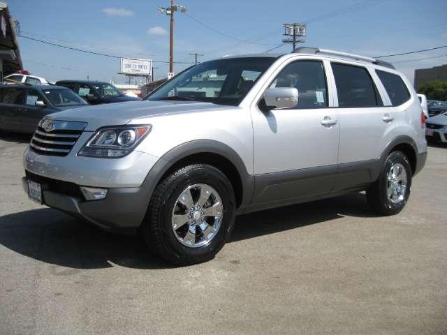 2009 Kia Borrego Open-top