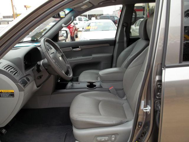 2009 Kia Borrego Open-top