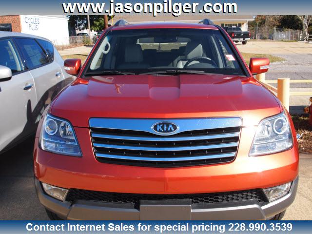 2009 Kia Borrego Open-top