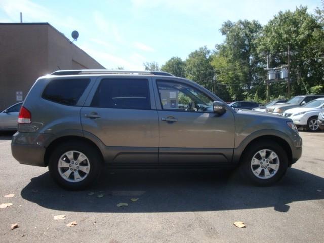 2009 Kia Borrego Elk Conversion Van