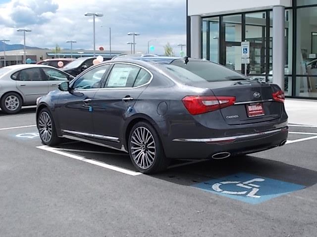 2014 Kia Cadenza Premium