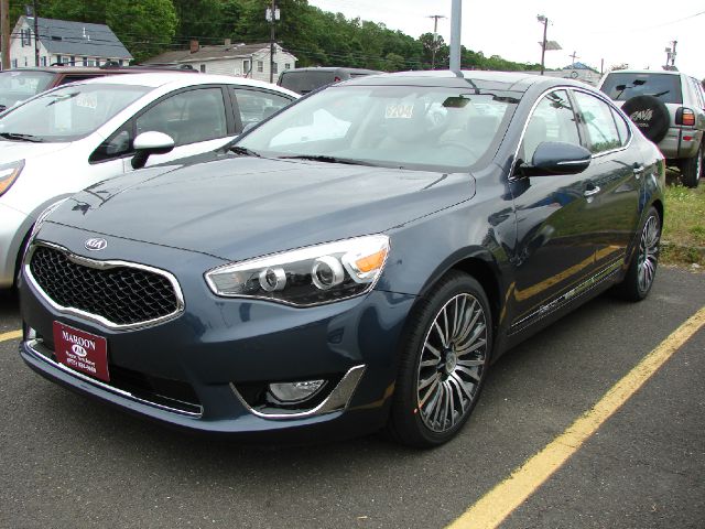 2014 Kia Cadenza Open-top