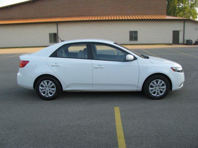 2010 Kia Forte Open-top