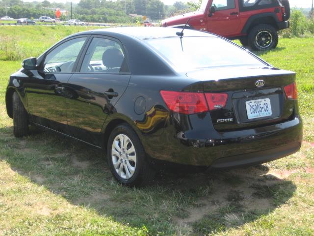 2010 Kia Forte Open-top