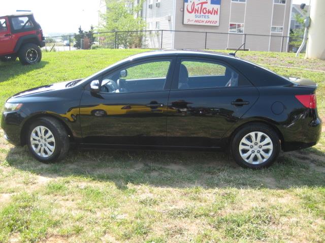 2010 Kia Forte Open-top