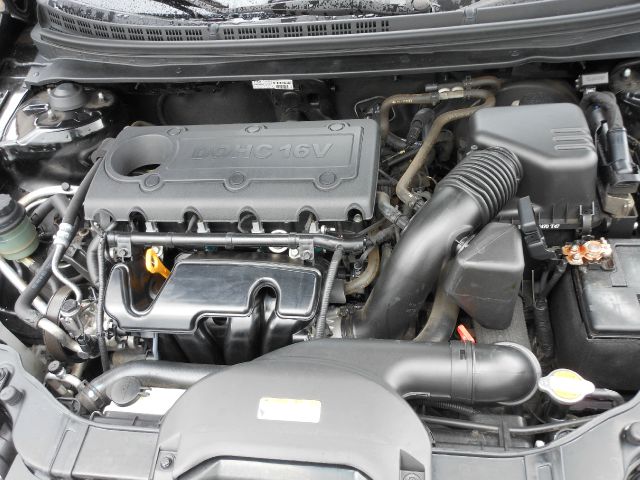 2010 Kia Forte Open-top