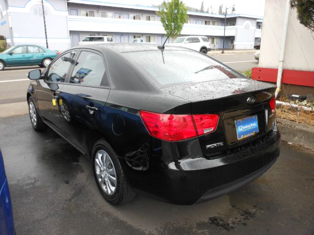 2010 Kia Forte Open-top