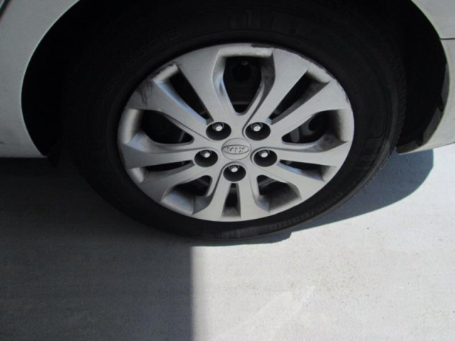 2010 Kia Forte Open-top