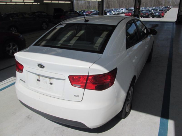 2010 Kia Forte Open-top