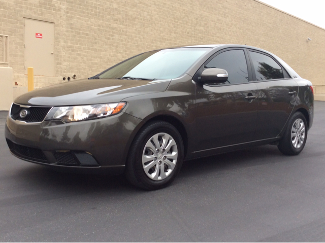 2010 Kia Forte Super CAB 5.4L V8