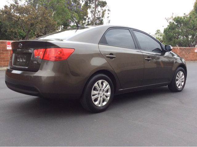 2010 Kia Forte Super CAB 5.4L V8