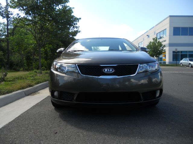 2010 Kia Forte Open-top
