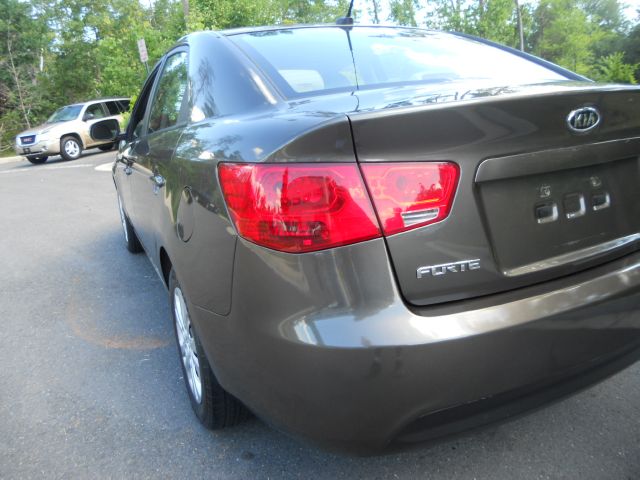 2010 Kia Forte Open-top