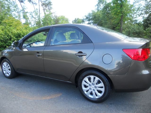 2010 Kia Forte Open-top