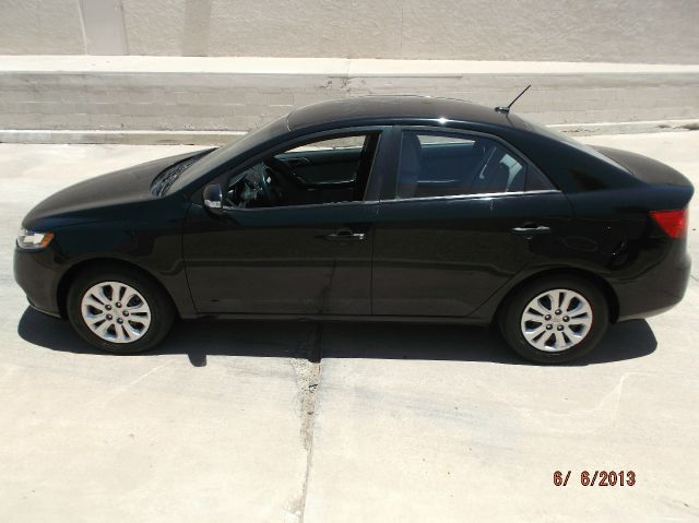 2010 Kia Forte Open-top