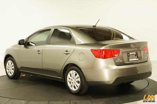 2010 Kia Forte Open-top