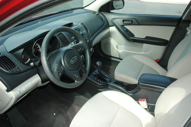 2010 Kia Forte Unknown