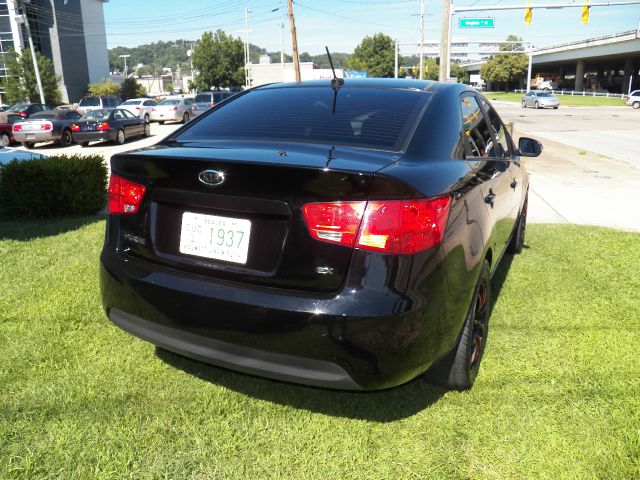2010 Kia Forte Open-top