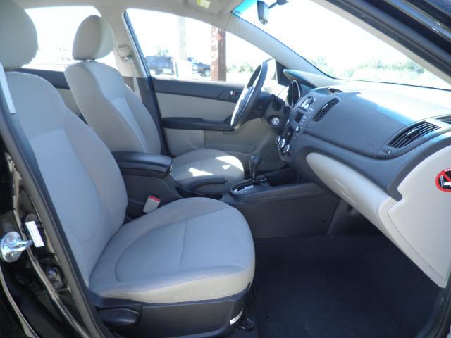 2010 Kia Forte Open-top