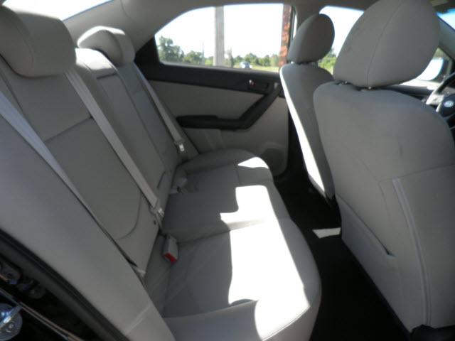 2010 Kia Forte Open-top