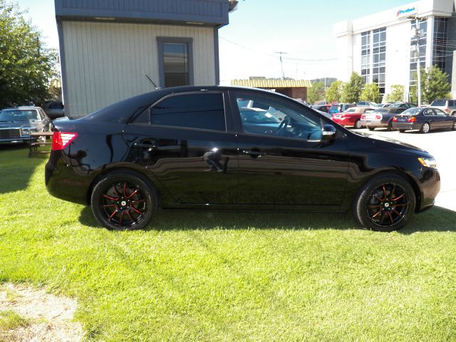 2010 Kia Forte Open-top