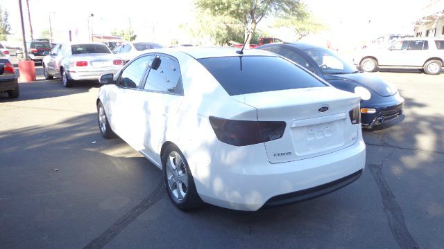 2010 Kia Forte Open-top