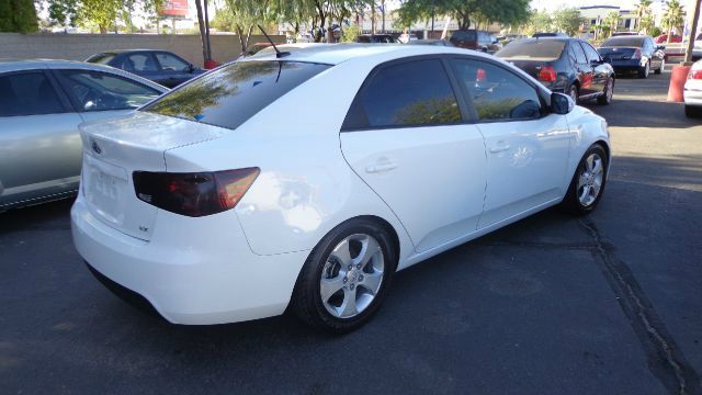 2010 Kia Forte Open-top