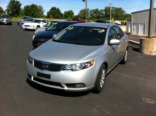 2011 Kia Forte Open-top