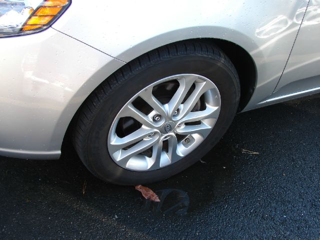 2011 Kia Forte Laredo 4 Wheel Drive