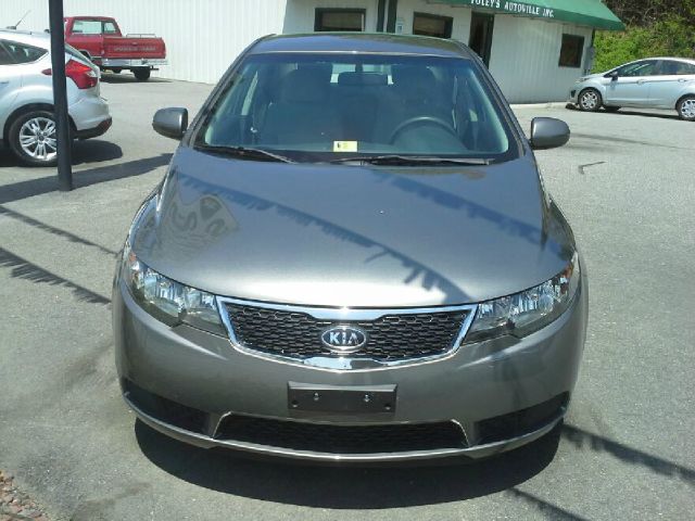 2011 Kia Forte Open-top