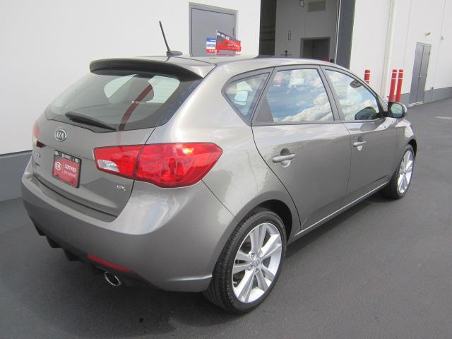 2011 Kia Forte Limited RS (4 Door)