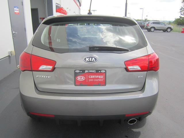 2011 Kia Forte Limited RS (4 Door)