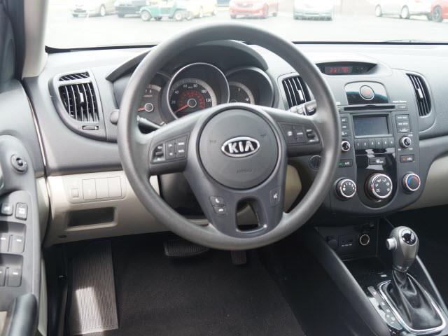 2011 Kia Forte Open-top