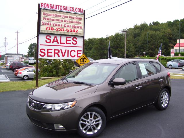 2011 Kia Forte Open-top