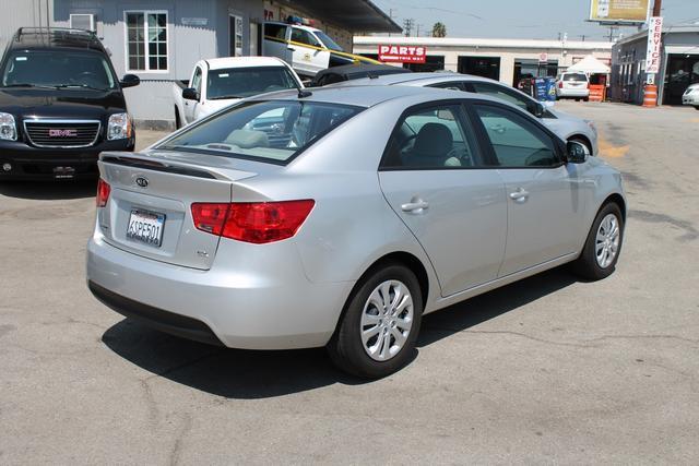 2011 Kia Forte Open-top